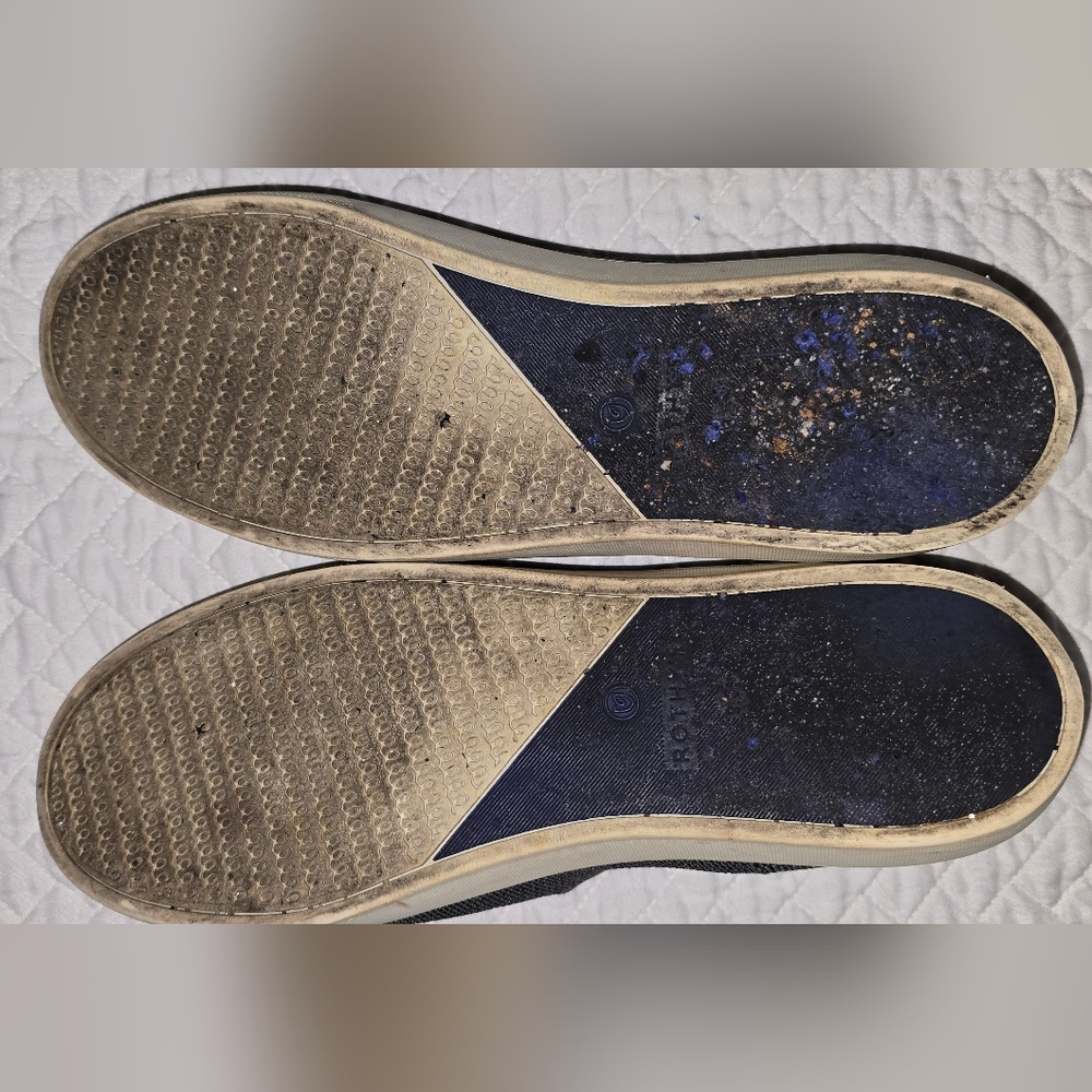 Rothy's Men's Charcoal and Blue Slip-On Loafers - Picture 3 of 5